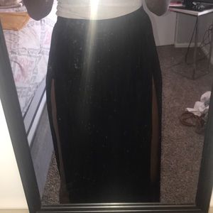 Maxi black skirt